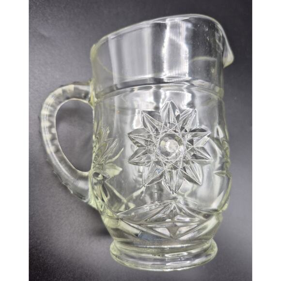 Vtg Anchor Hocking Early American Prescut Milk Pitcher 16 Oz Star Pattern 5.25" - Picture 6 of 6